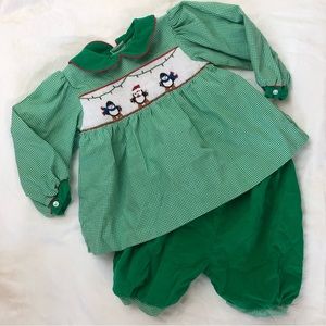 PETIT AMI Green Christmas Smocked Baby Girl Outfit 6M